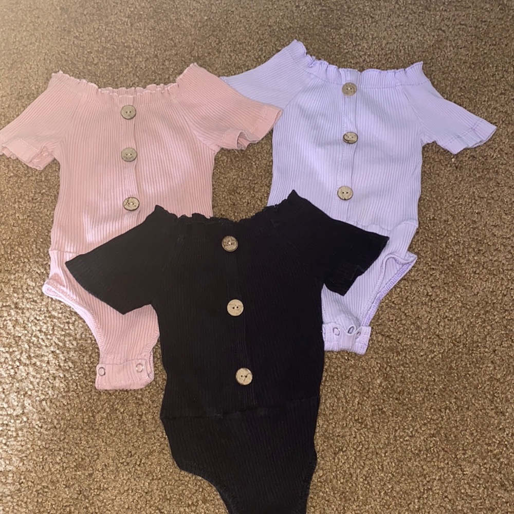 Baby girl Oneies selling as a bundle altogether